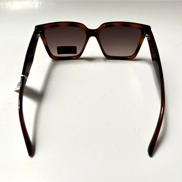 NWT GUESS Square Sunglasses Tortoise Shell Classic Brown GO00073 White Stripe main image 5